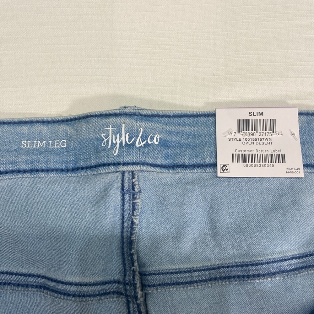Style & Co Plus Size 22W Slim Leg Jean Mid-Rise - Picture 5 of 8